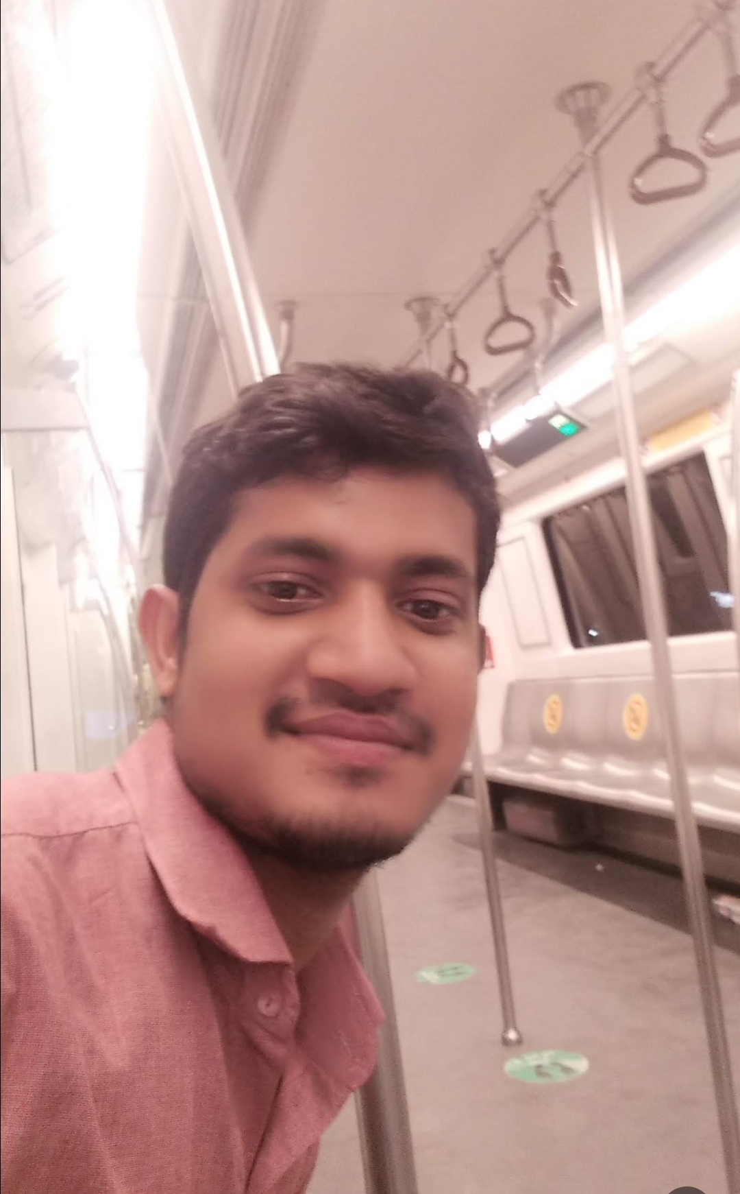 Md Naushad Alam AC Mistri worker in Ghaziabad 