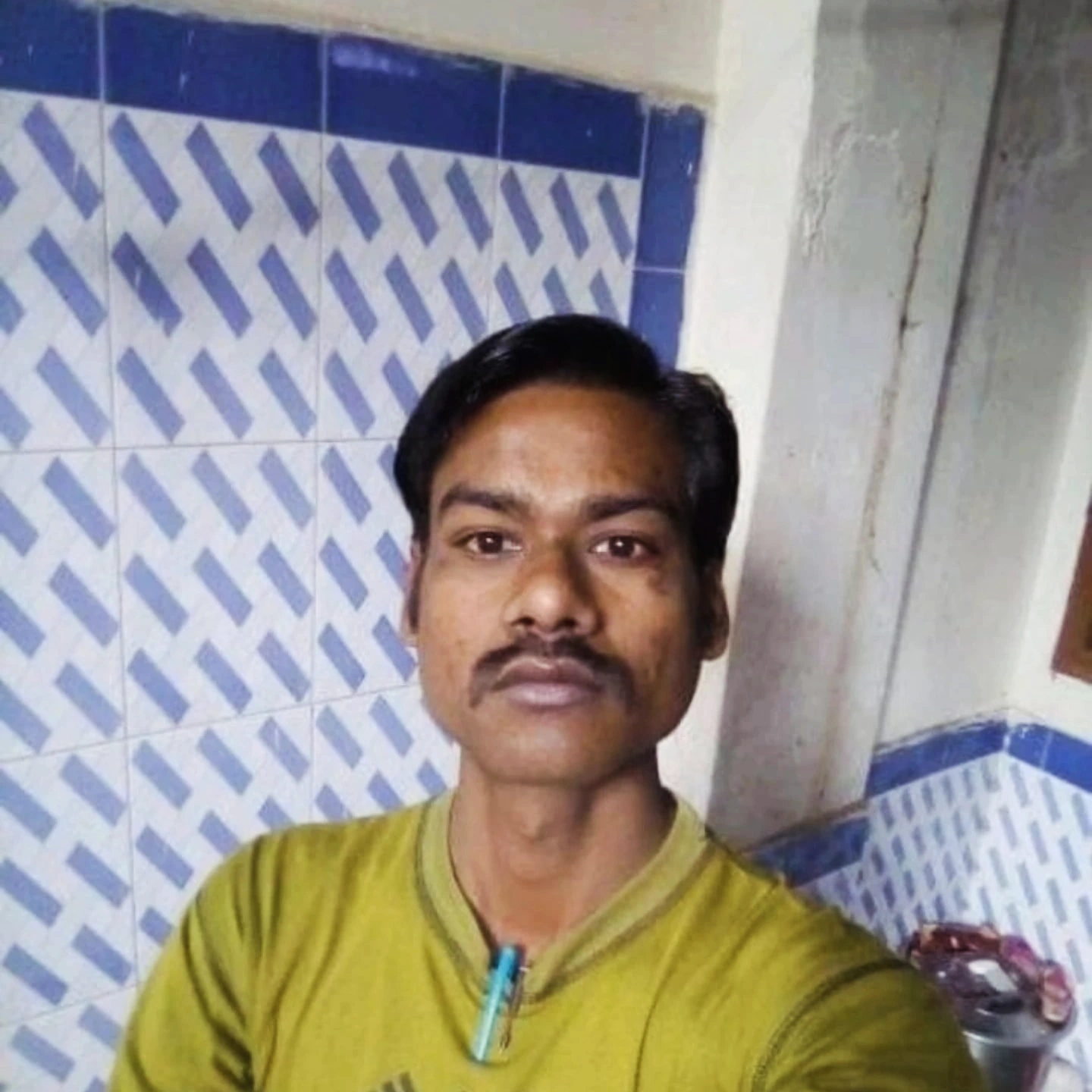 Hari Om  Electrician worker in Uttar Pradesh 