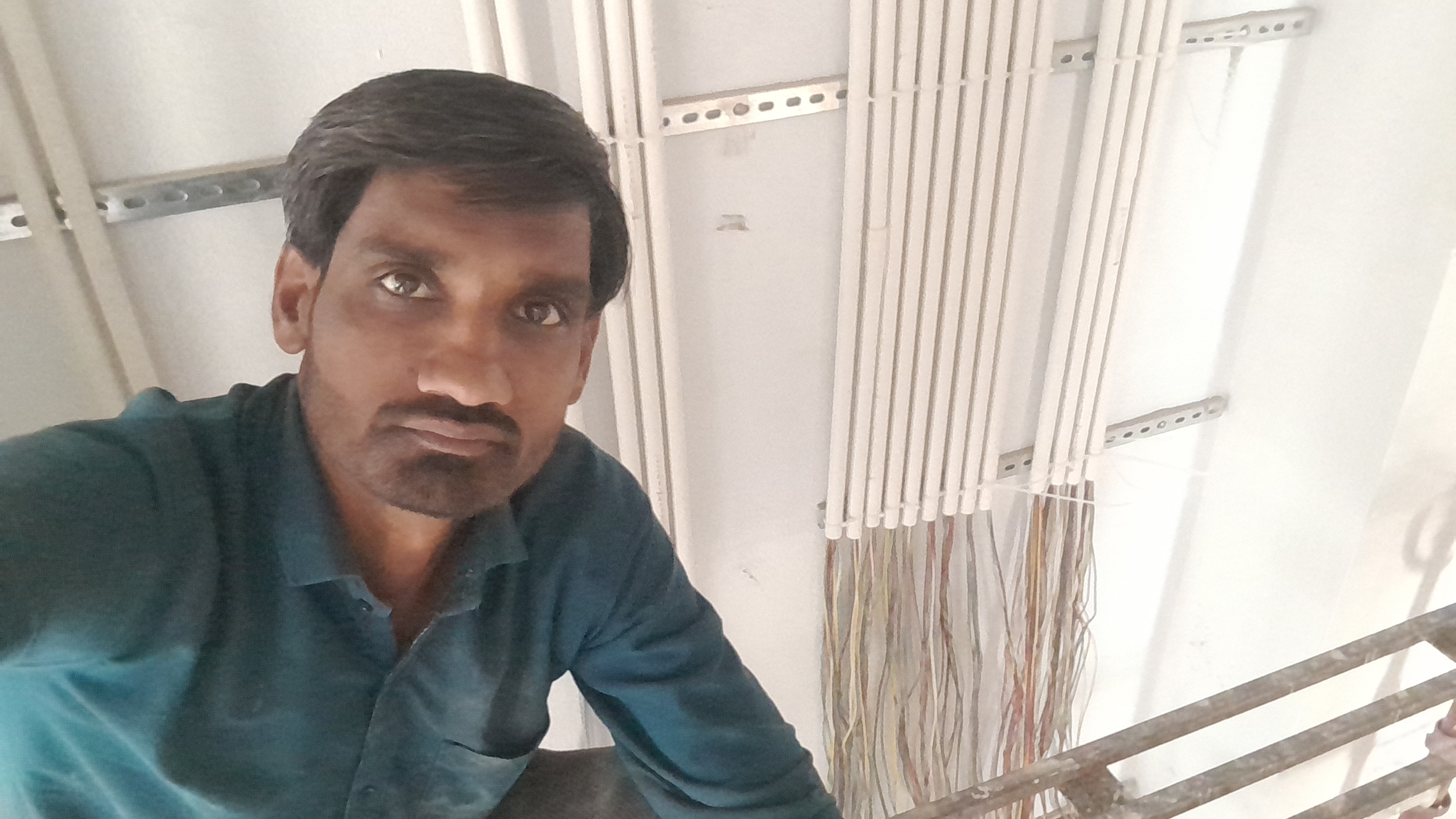 Durgesh Shrivastava Electrician worker in Indore mp 
