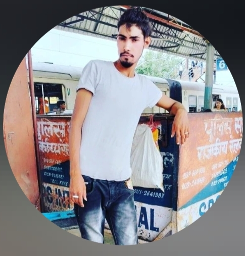 Dilshad  Carpenter worker in Faridabad 