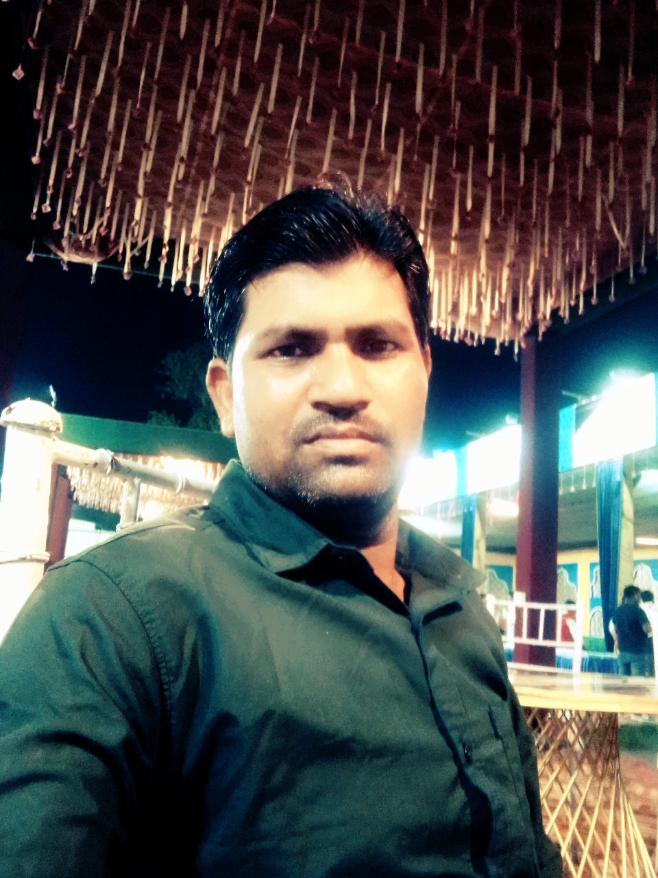 Anand raikwar Raj Mistri worker in Tikamgarh