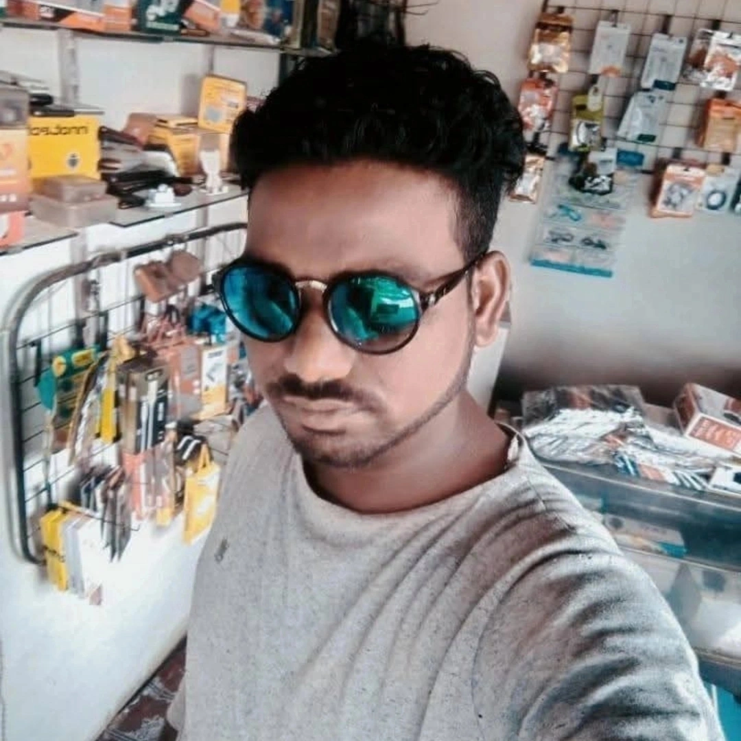 Sunil jhariya Electrician worker in Mandla